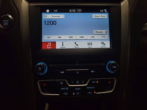 Used 2017 Ford Fusion SE w/ Fusion SE Technology Package FWD image 25