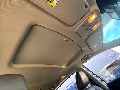 Used 2015 Honda Odyssey EX-L image 13