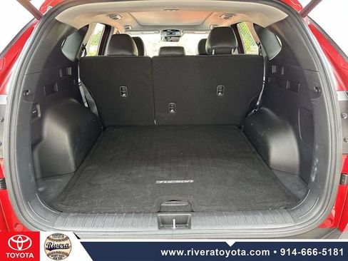 Used 2022 Hyundai Tucson Limited w/ Cargo Package AWD/4WD image 13
