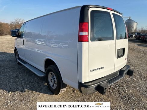 Used 2024 GMC Savana 2500 w/ Driver Convenience Package image 3