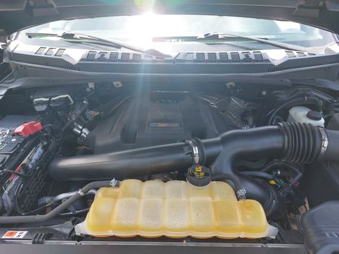 Used 2018 Ford F150 Raptor w/ Equipment Group 802A Luxury AWD/4WD image 31