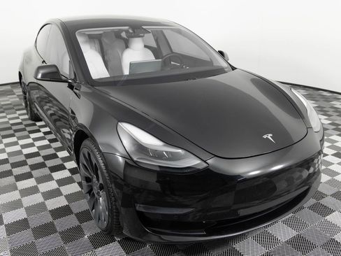 Used 2021 Tesla Model 3 Performance image 10