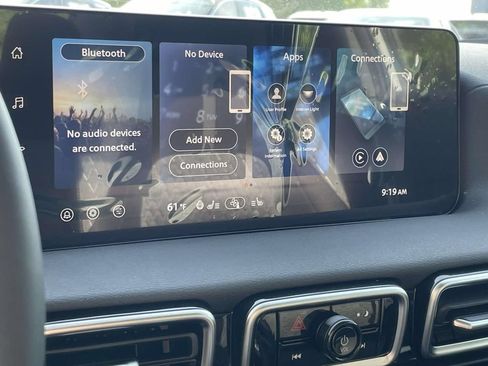 New 2026 Nissan Sentra SV w/ SV Convenience Package FWD image 25