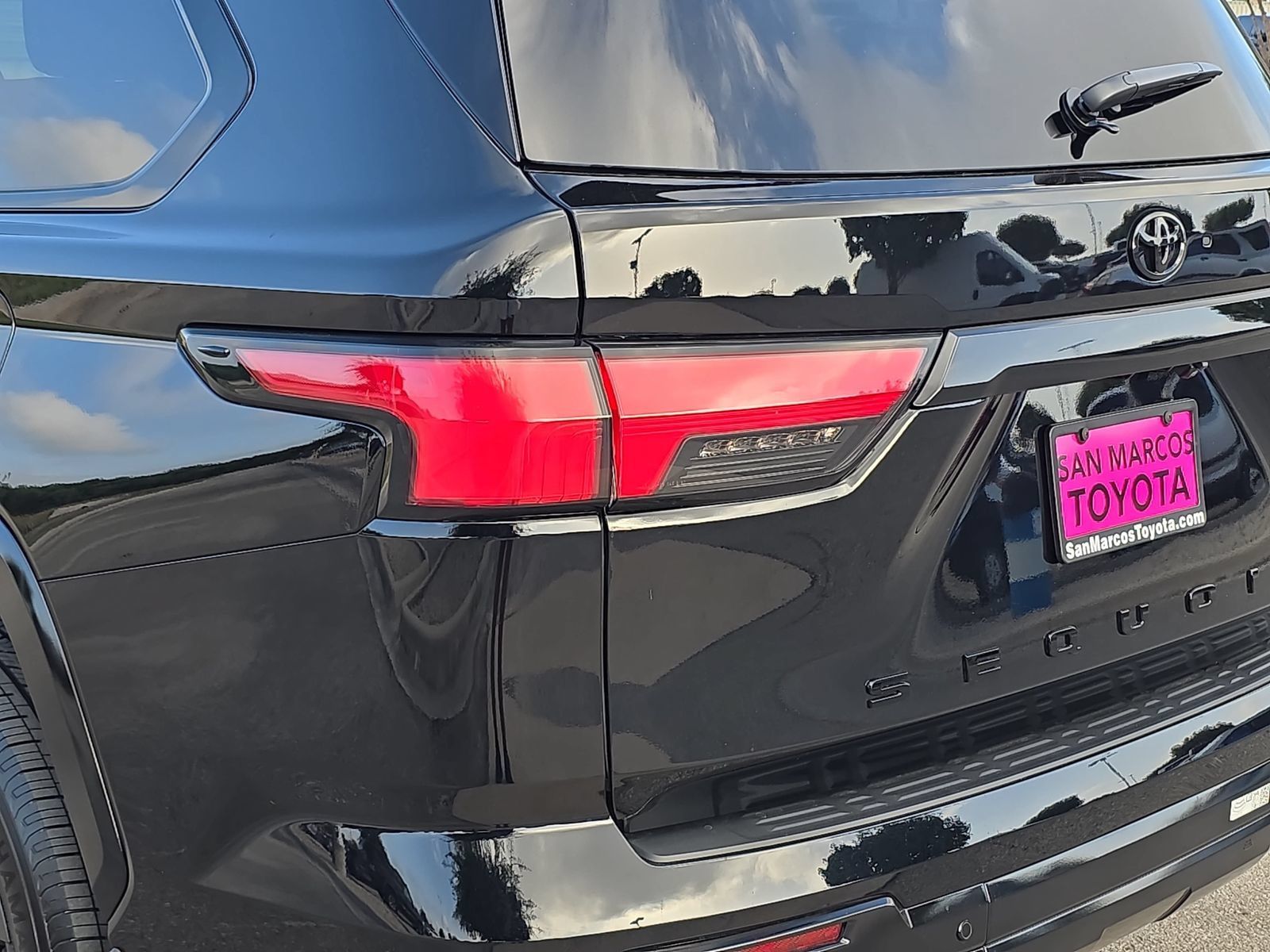 New 2026 Toyota Sequoia Platinum AWD/4WD image 29