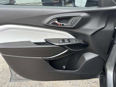 New 2026 Chevrolet Trax LT w/ Driver Confidence Package image 18