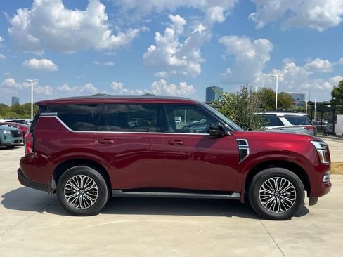 Used 2026 Nissan Armada Platinum RWD image 3