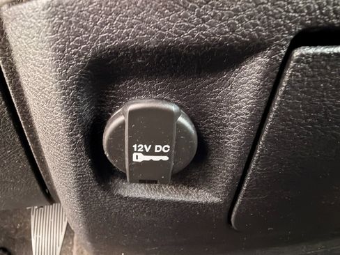 Used 2016 RAM 1500 Express image 23