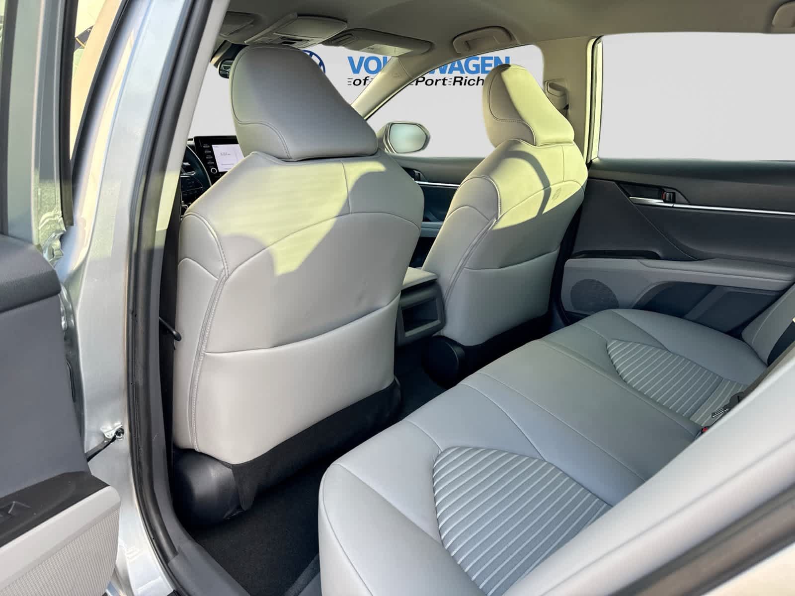 Used 2023 Toyota Camry SE FWD image 24