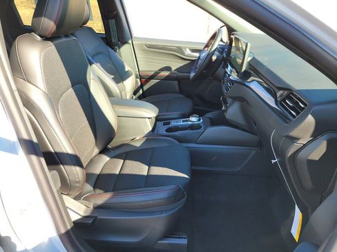 New 2025 Ford Escape ST-Line w/ Tech Pack #1 image 38