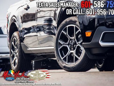 New 2026 Ford Maverick Lariat image 2