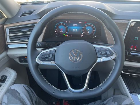 New 2026 Volkswagen Atlas SE image 28