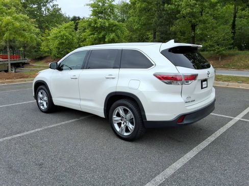 Used 2016 Toyota Highlander Limited FWD image 7