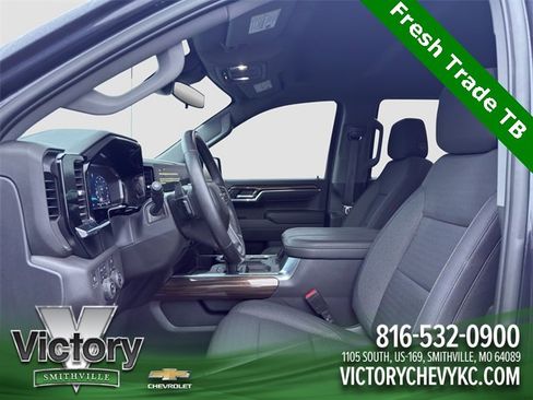 Used 2023 Chevrolet Silverado 1500 LT Trail Boss w/ Protection Package image 9