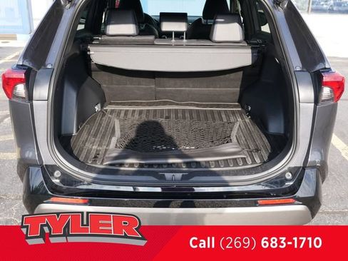 Used 2023 Toyota RAV4 XSE w/ XSE Grade Weather Package AWD/4WD image 17