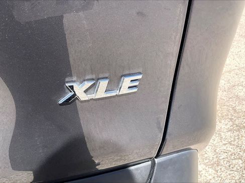Used 2025 Toyota RAV4 XLE image 10