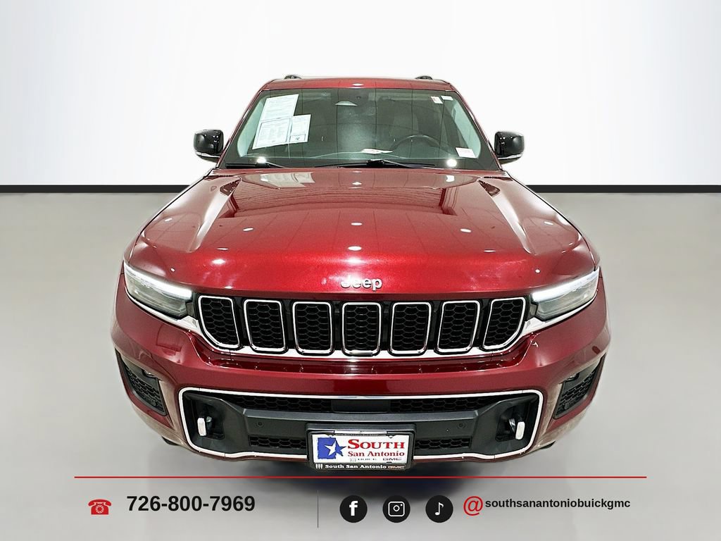 Used 2022 Jeep Grand Cherokee Overland RWD image 2