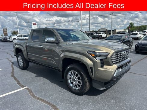 Used 2026 Toyota Tacoma Limited AWD/4WD image 26
