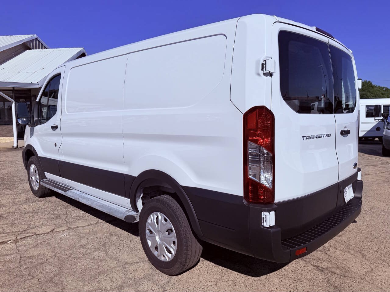 Used 2025 Ford Transit 250 Low Roof w/ Exterior Upgrade Package RWD image 5