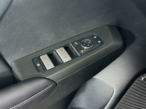 New 2026 Mitsubishi Outlander ES FWD image 18