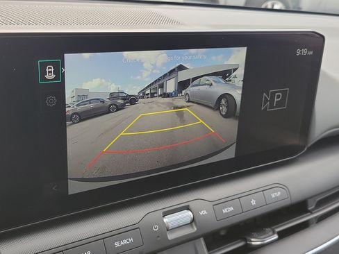 Used 2025 Kia K4 FWD image 30