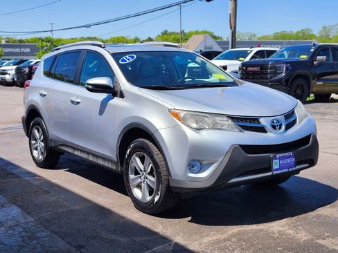 Used 2015 Toyota RAV4 XLE AWD/4WD image 7