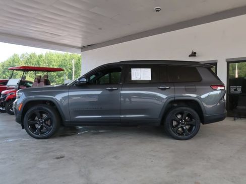 Used 2021 Jeep Grand Cherokee L Laredo AWD/4WD image 4
