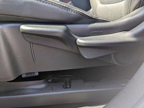 Used 2025 Buick Encore GX Preferred FWD image 13