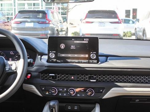 Used 2024 Honda Accord EX image 17