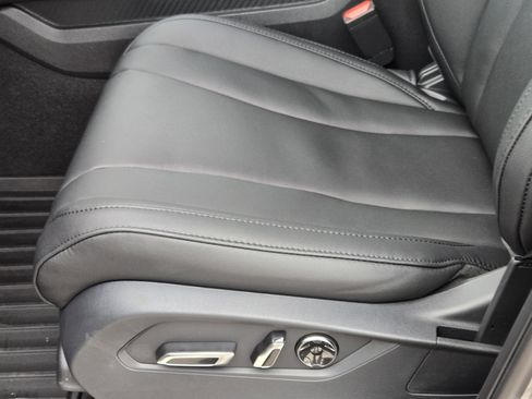 New 2026 Acura MDX SH-AWD image 16