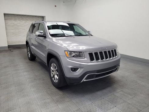 Used 2016 Jeep Grand Cherokee Limited AWD/4WD image 13