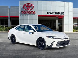 Used 2025 Toyota Camry SE video 1