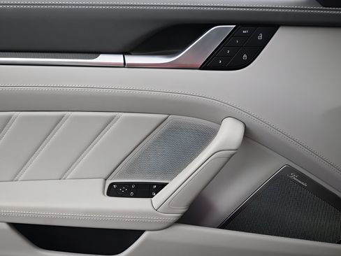 Certified 2022 Porsche 911 Turbo S AWD/4WD image 14