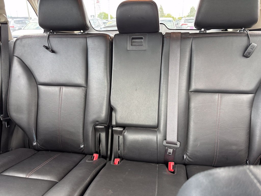 Used 2013 Ford Edge Limited AWD/4WD image 16