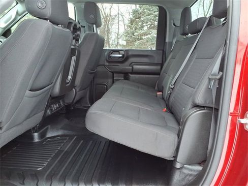 Used 2022 Chevrolet Silverado 2500 LT w/ Convenience Package image 9