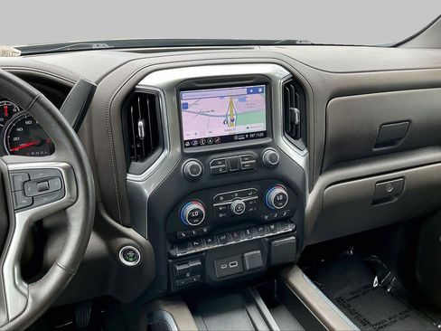 Used 2022 Chevrolet Silverado 1500 LTZ w/ LTZ Convenience Package II AWD/4WD image 7