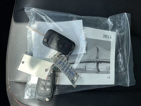 Used 2013 Chevrolet Equinox LT w/ Safety Package image 26