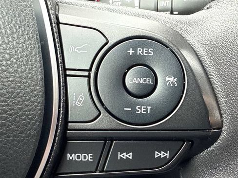 Used 2025 Toyota RAV4 XLE w/ Weather Package AWD/4WD image 28