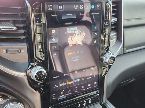 Certified 2025 RAM 1500 Laramie image 18