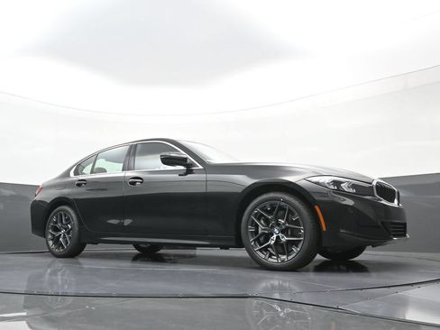 New 2026 BMW 330i xDrive Sedan w/ Convenience Package AWD/4WD image 21