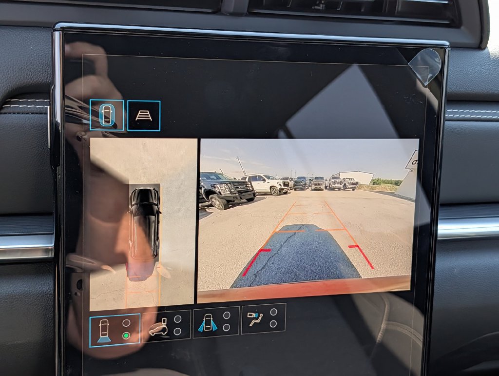 New 2027 GMC Terrain Elevation w/ Technology Package II FWD image 17