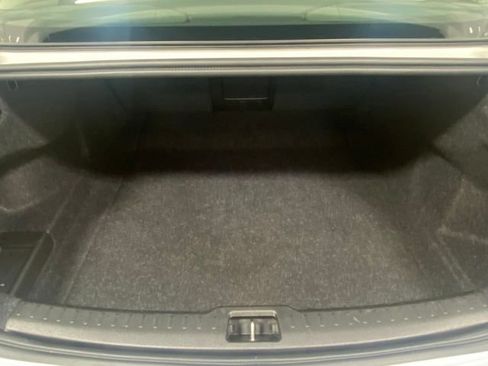 Used 2025 Volvo S60 B5 Core FWD image 9
