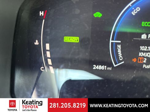 Used 2025 Toyota Camry SE image 19