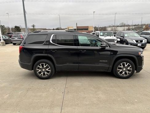 Used 2020 GMC Acadia SLE w/ Driver Convenience Package image 4