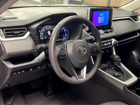Used 2023 Toyota RAV4 XLE w/ Convenience Package AWD/4WD image 39