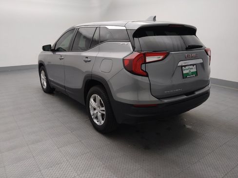 Used 2024 GMC Terrain SLE FWD image 5