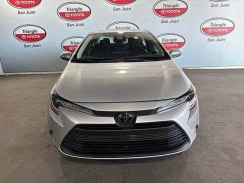 Used 2024 Toyota Corolla LE FWD image 2