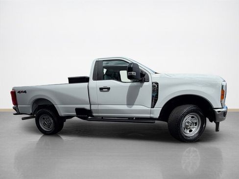 Used 2023 Ford F350 XL w/ XL Driver Assist Package AWD/4WD image 2