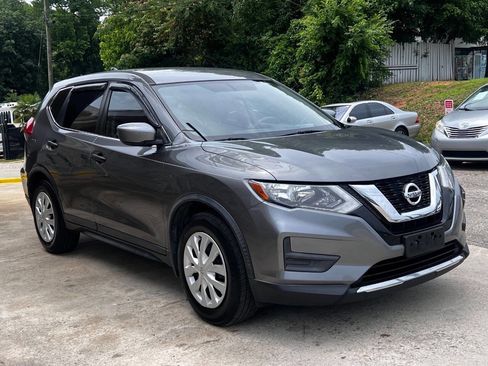 Used 2017 Nissan Rogue S FWD image 8