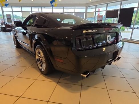 Used 2009 Ford Mustang Shelby GT500 RWD image 5