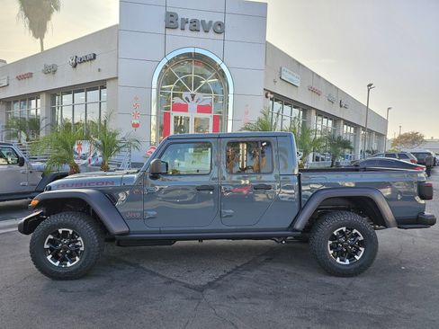 New 2026 Jeep Gladiator Rubicon image 5